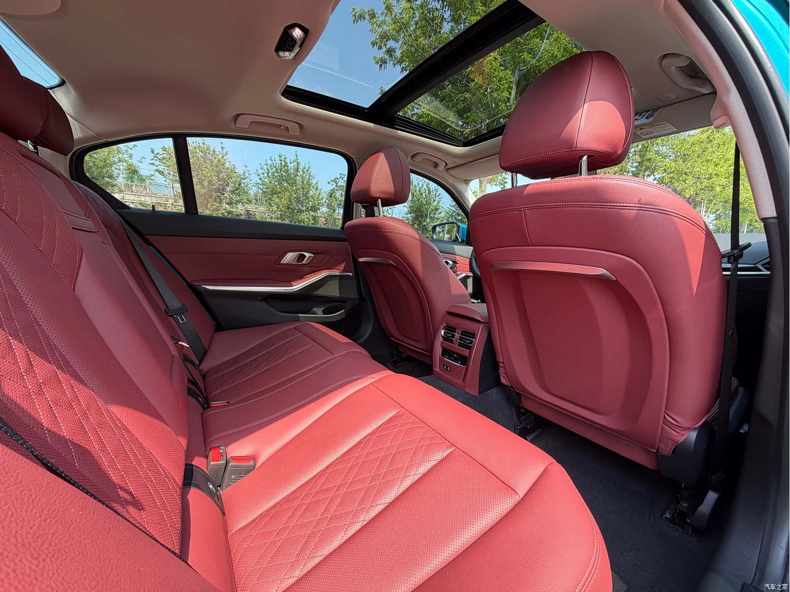 BMW 3 Series, 2023 8