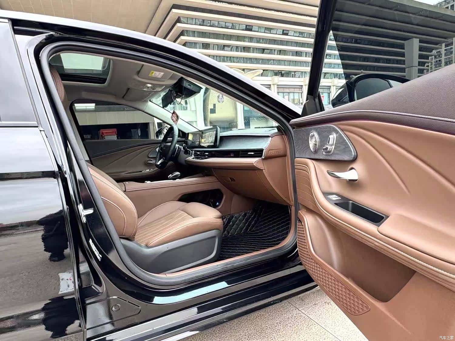 Chery Arrizo 8, 2022 7