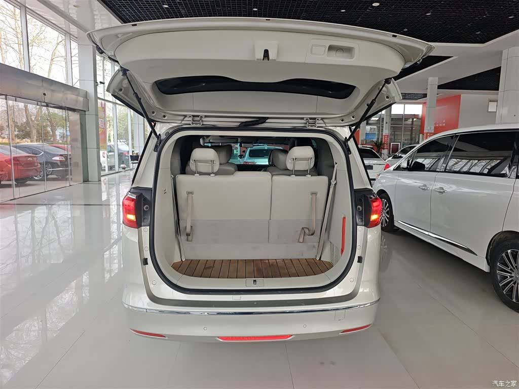 Buick GL8, 2019 19