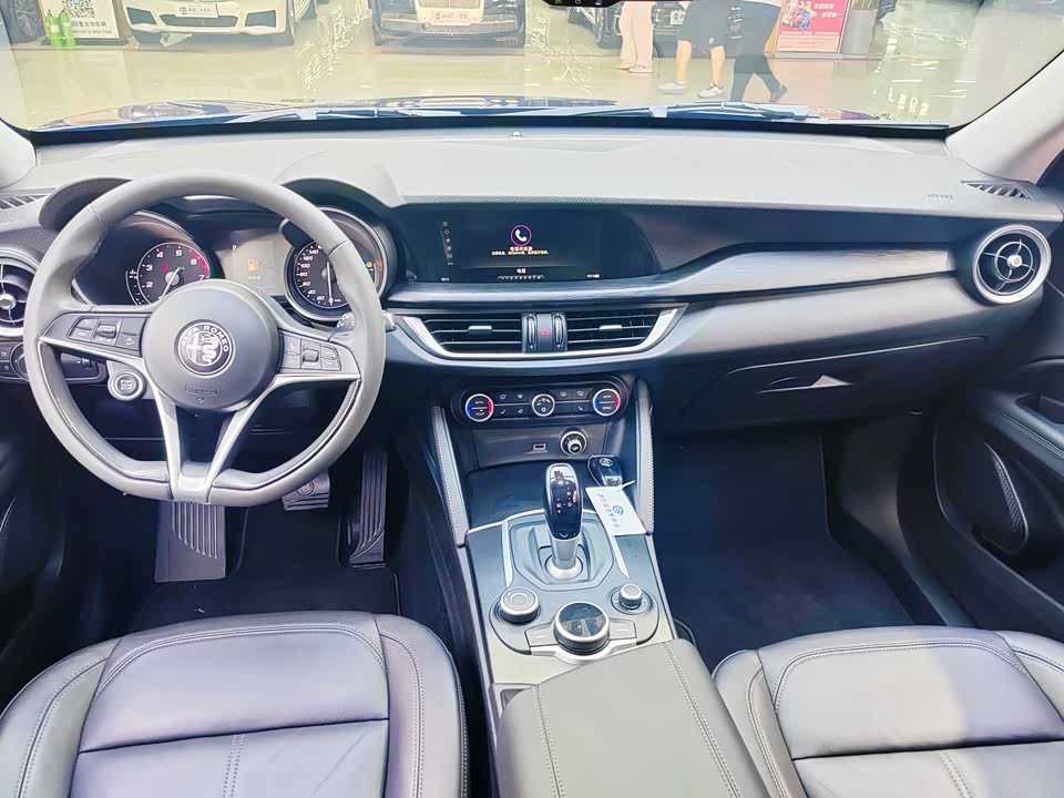 Alfa Romeo Stelvio Alfa Romeo Stelvio