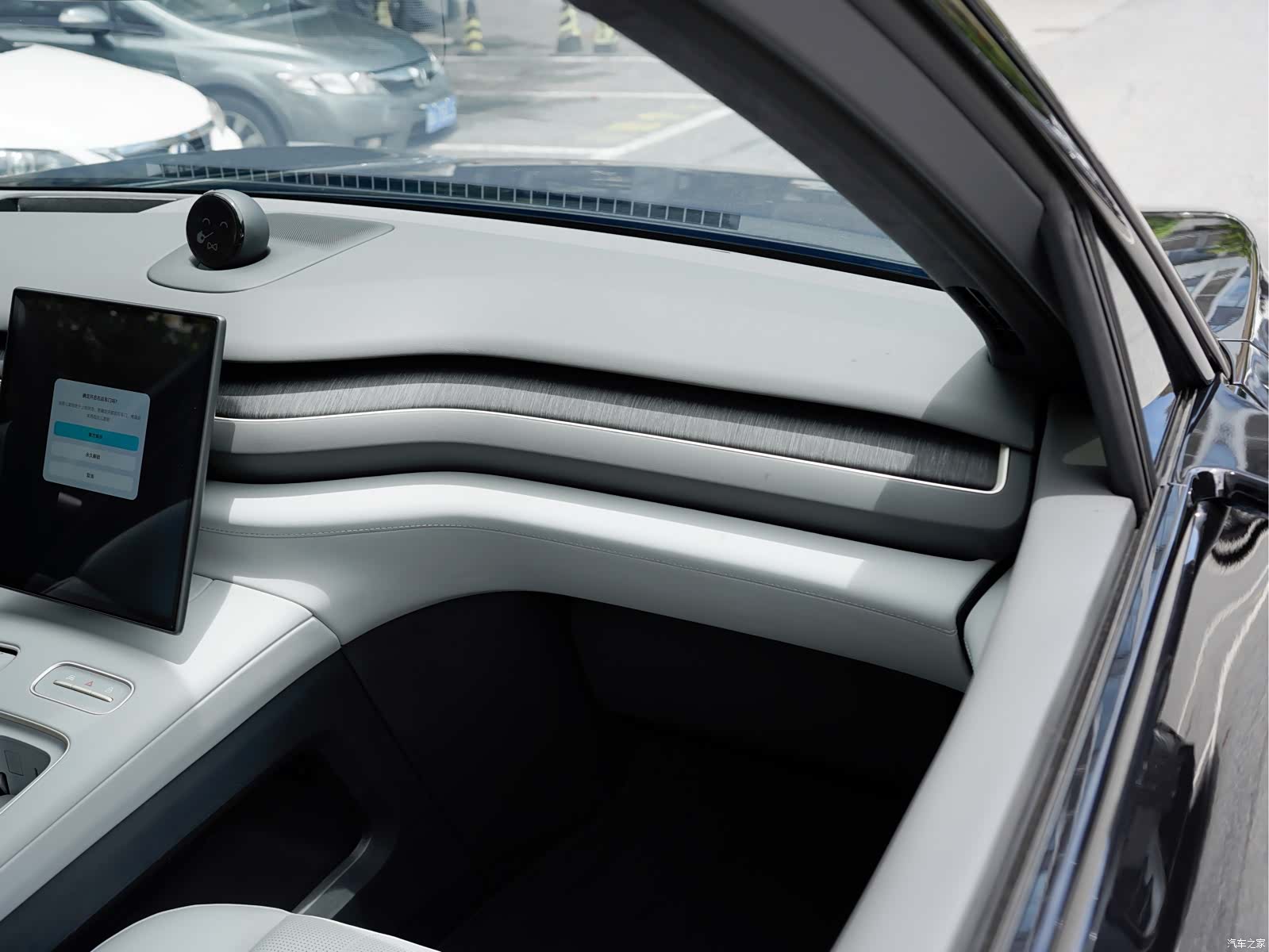NIO ES8, 2024 15