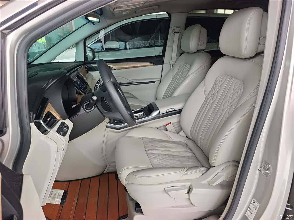 Buick GL8, 2019 15