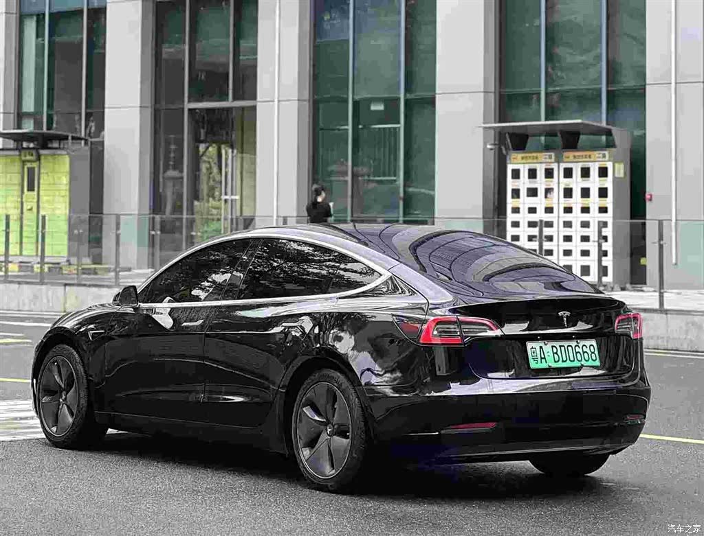 Tesla Model 3, 2020 3
