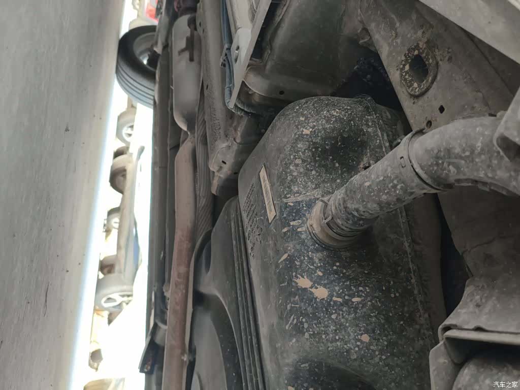 Geely Emgrand, 2018 18