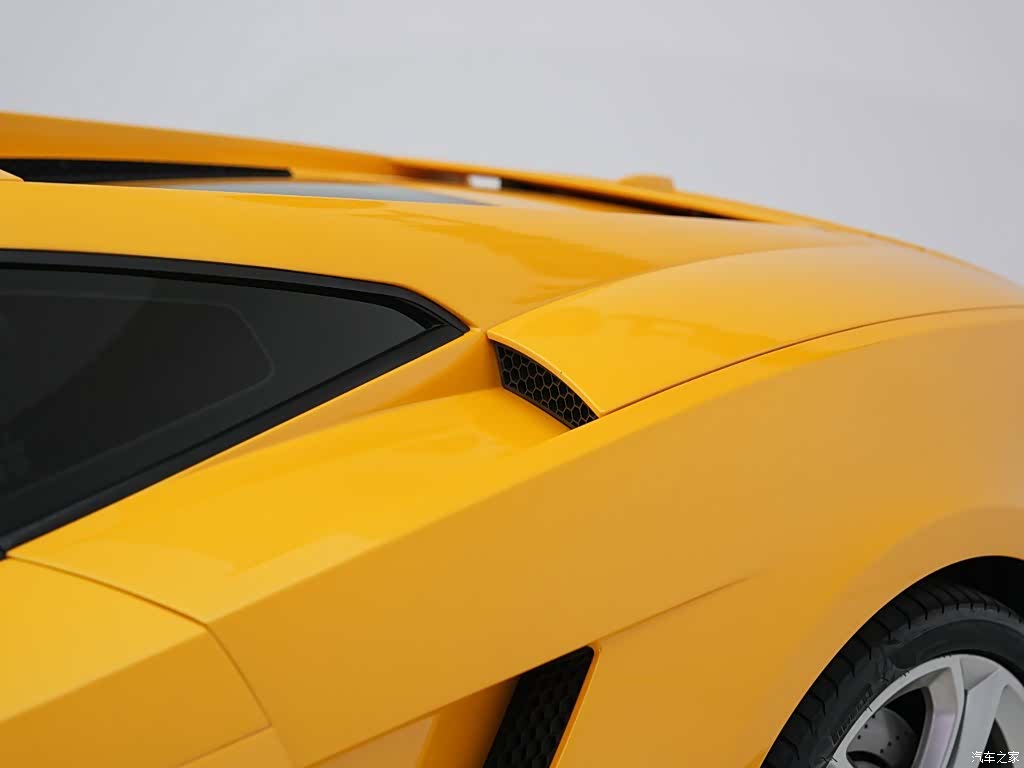 Lamborghini Gallardo, 2010 4