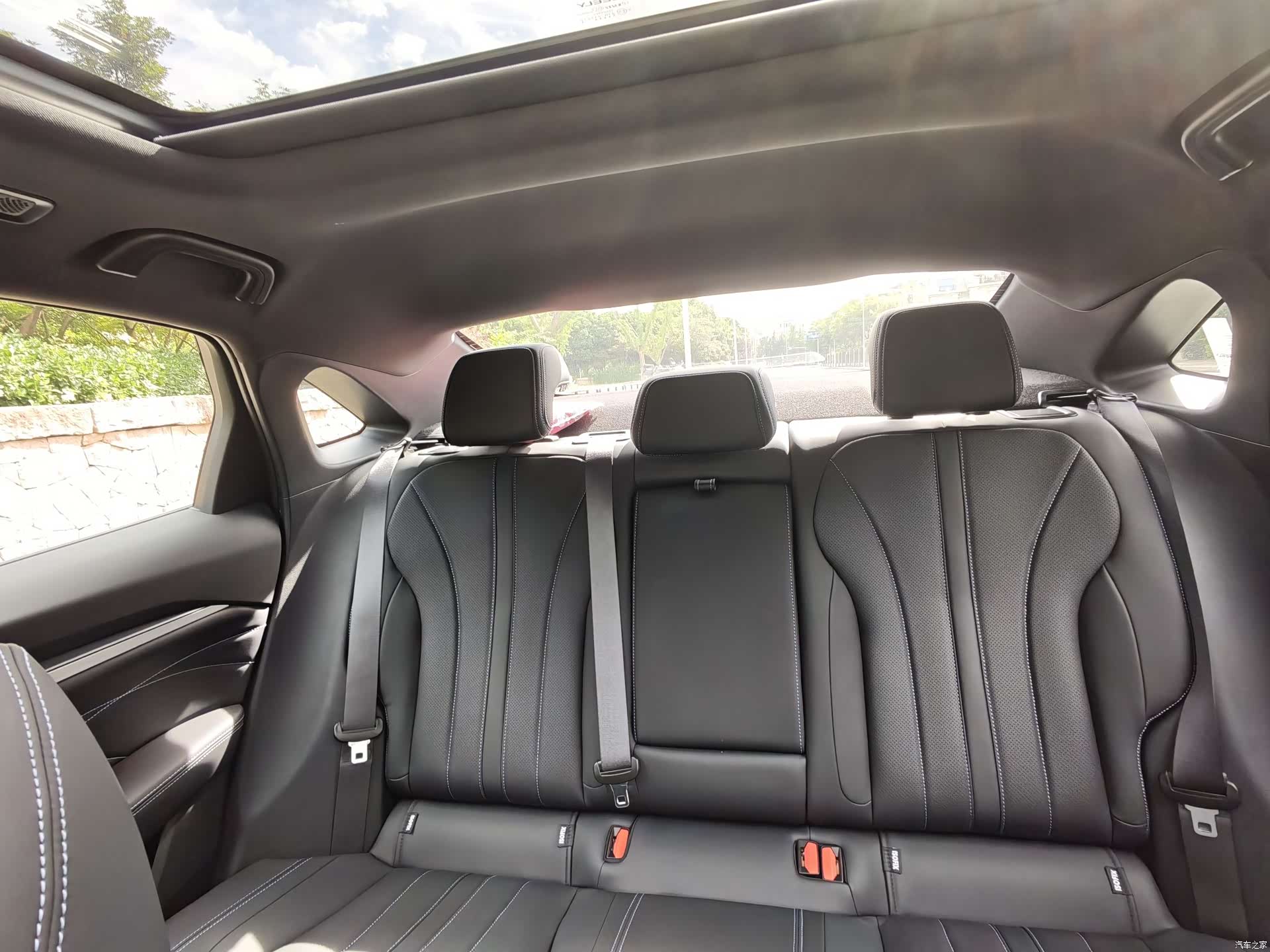 Geely Preface, 2025 12