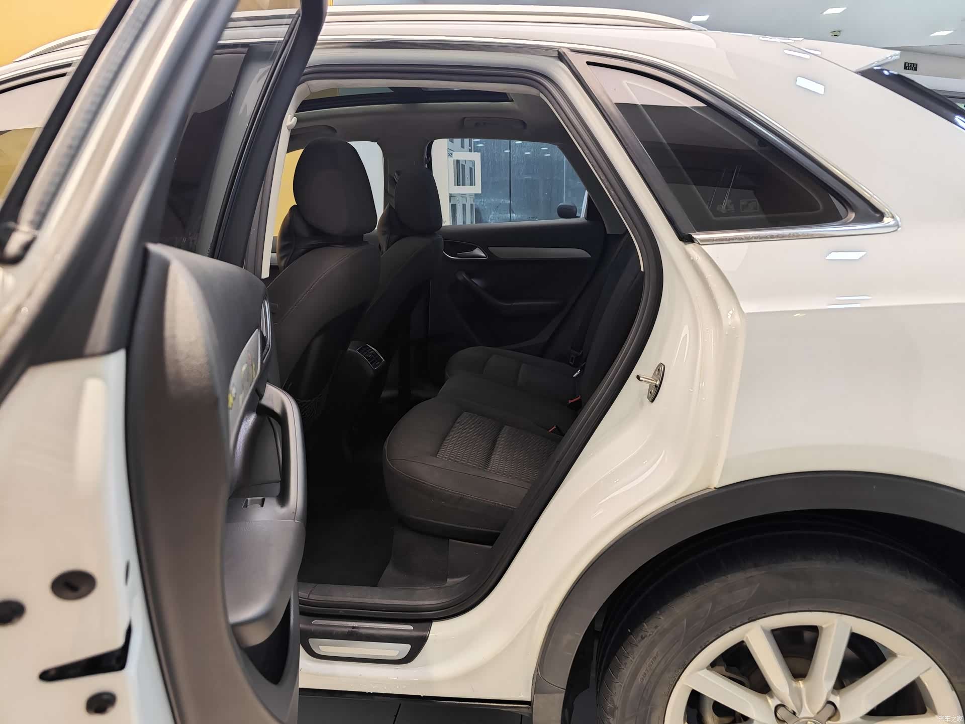 Audi Q3, 2015 22