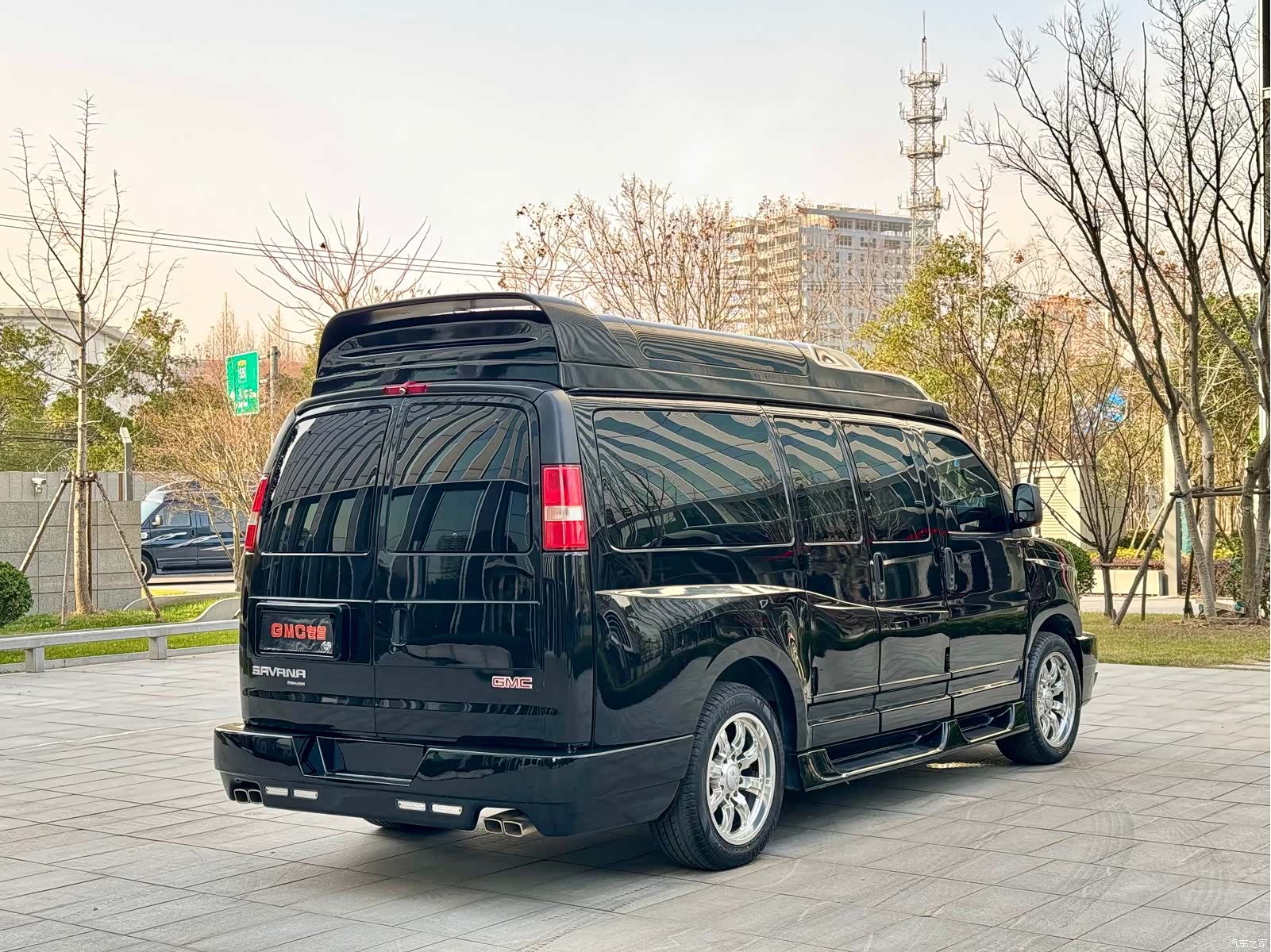 GMC SAVANA, 2017 4