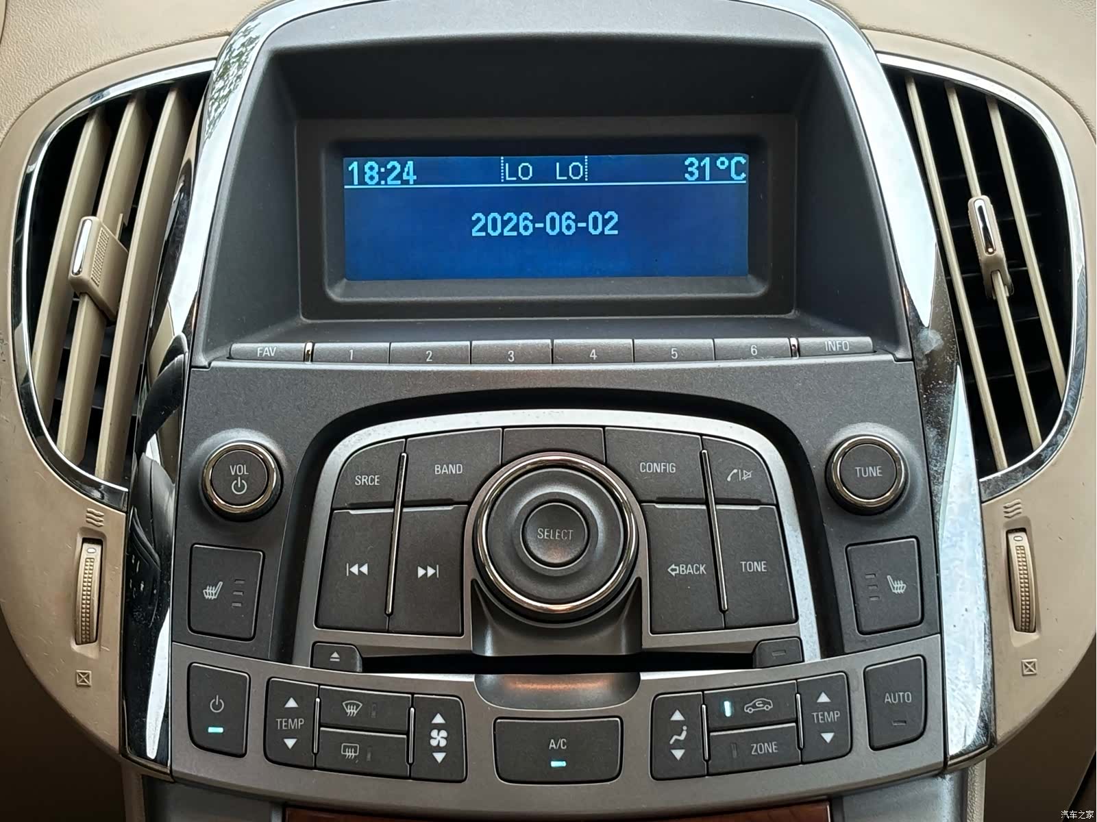Buick LaCrosse, 2013 16