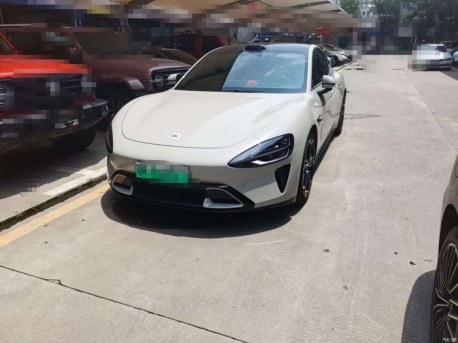 Xiaomi SU7, 2025 1