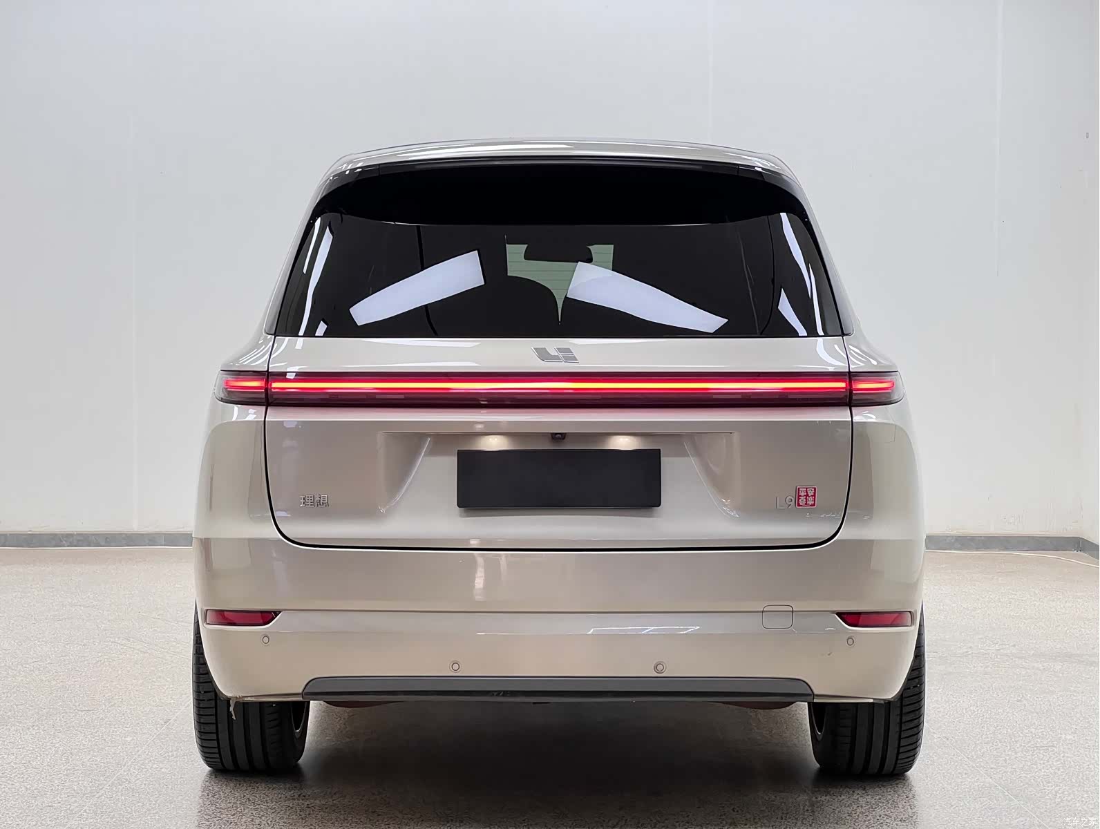 Li Auto L9, 2023 6