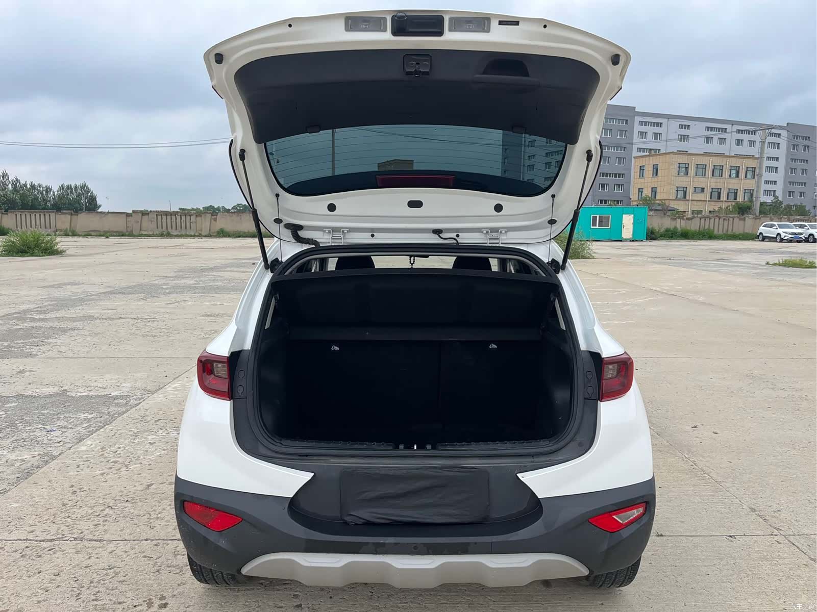 Kia KX1, 2022 17