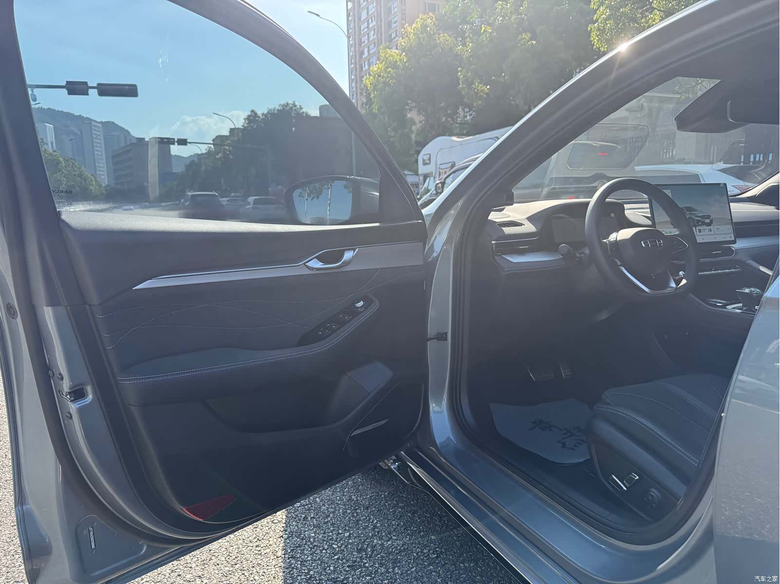 Geely Preface, 2025 10