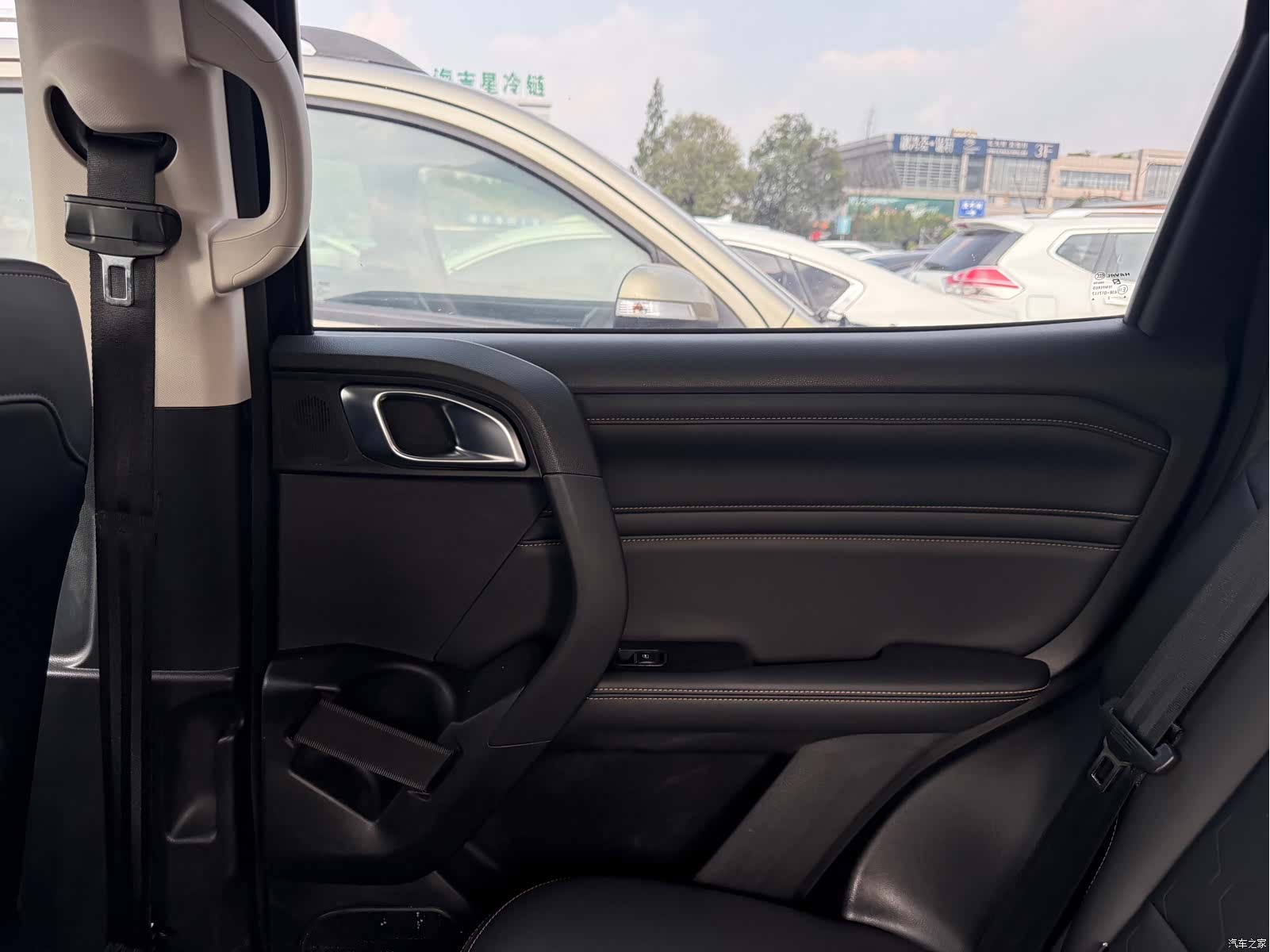 Haval Big Dog, 2022 13