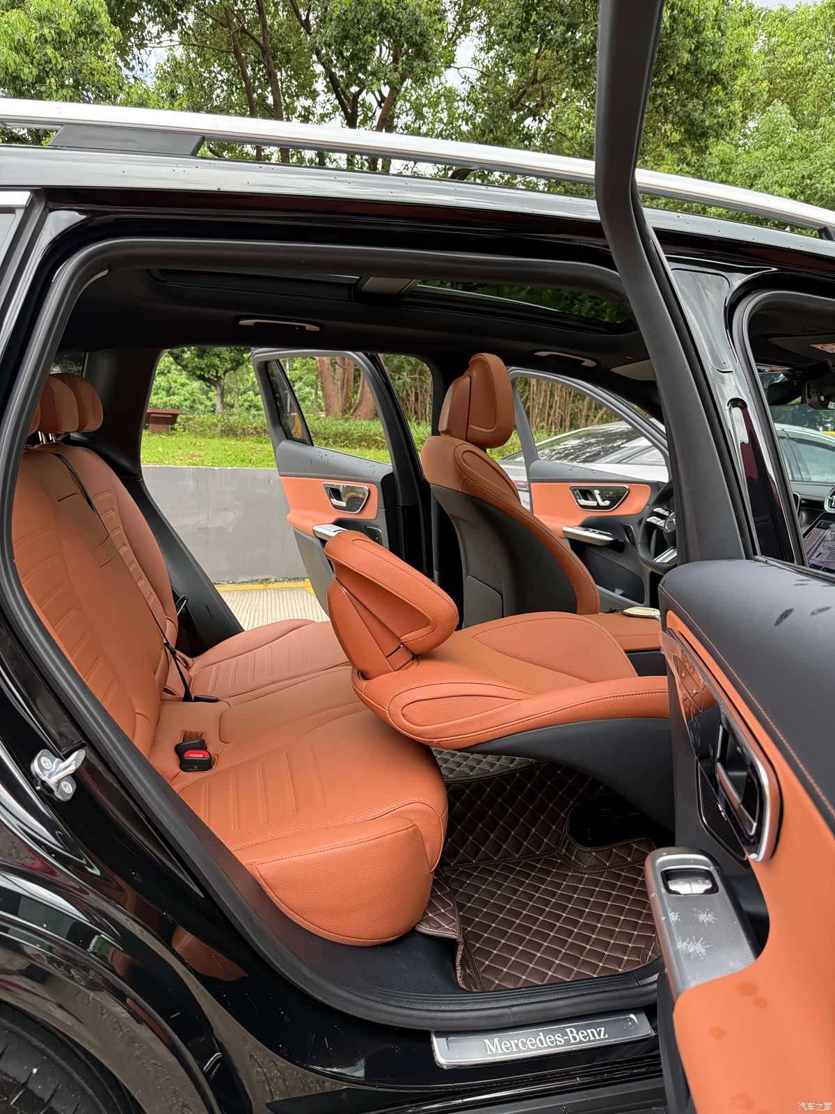 Mercedes-Benz GLC, 2023 12