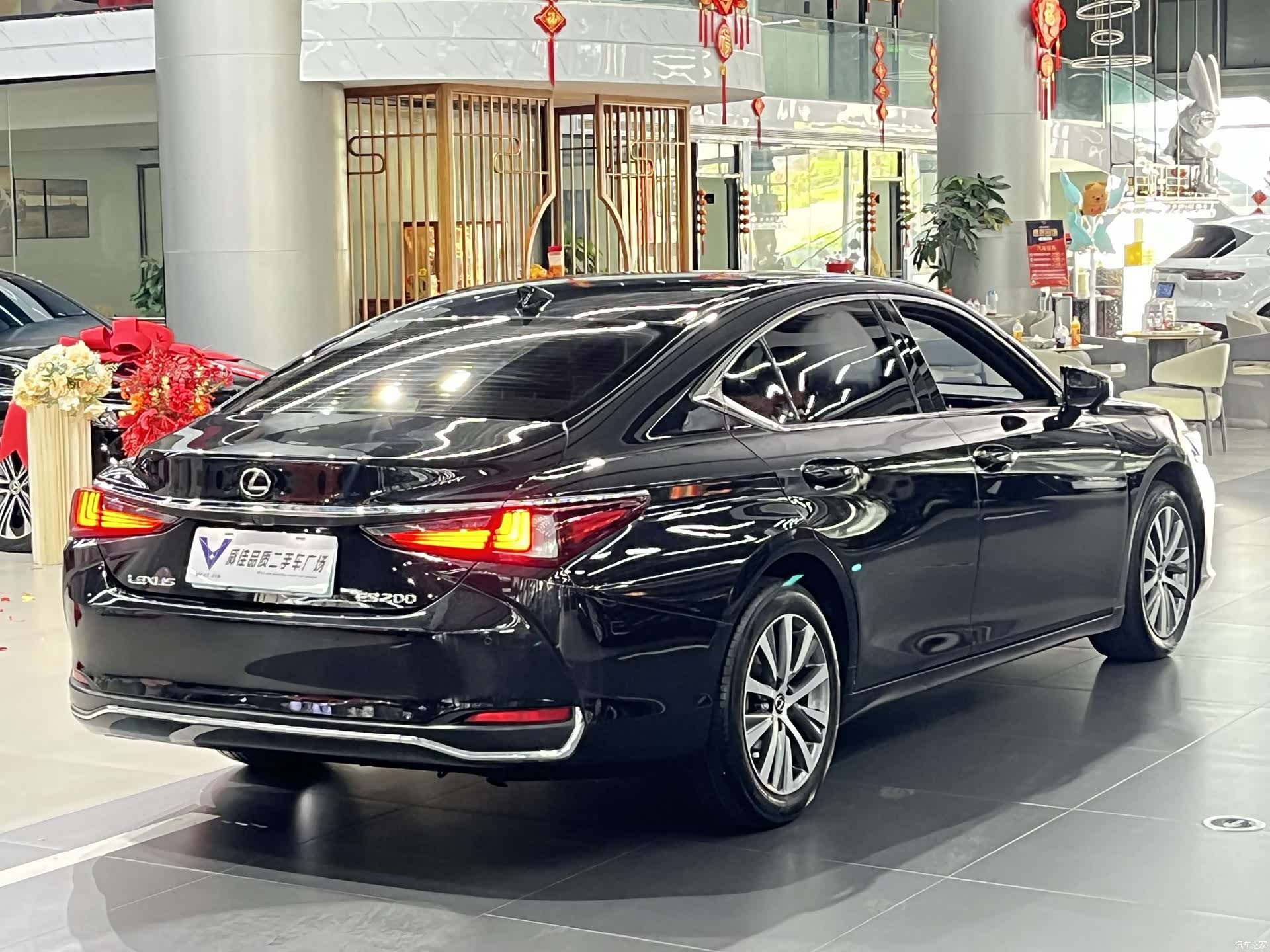 Lexus ES, 2021 7