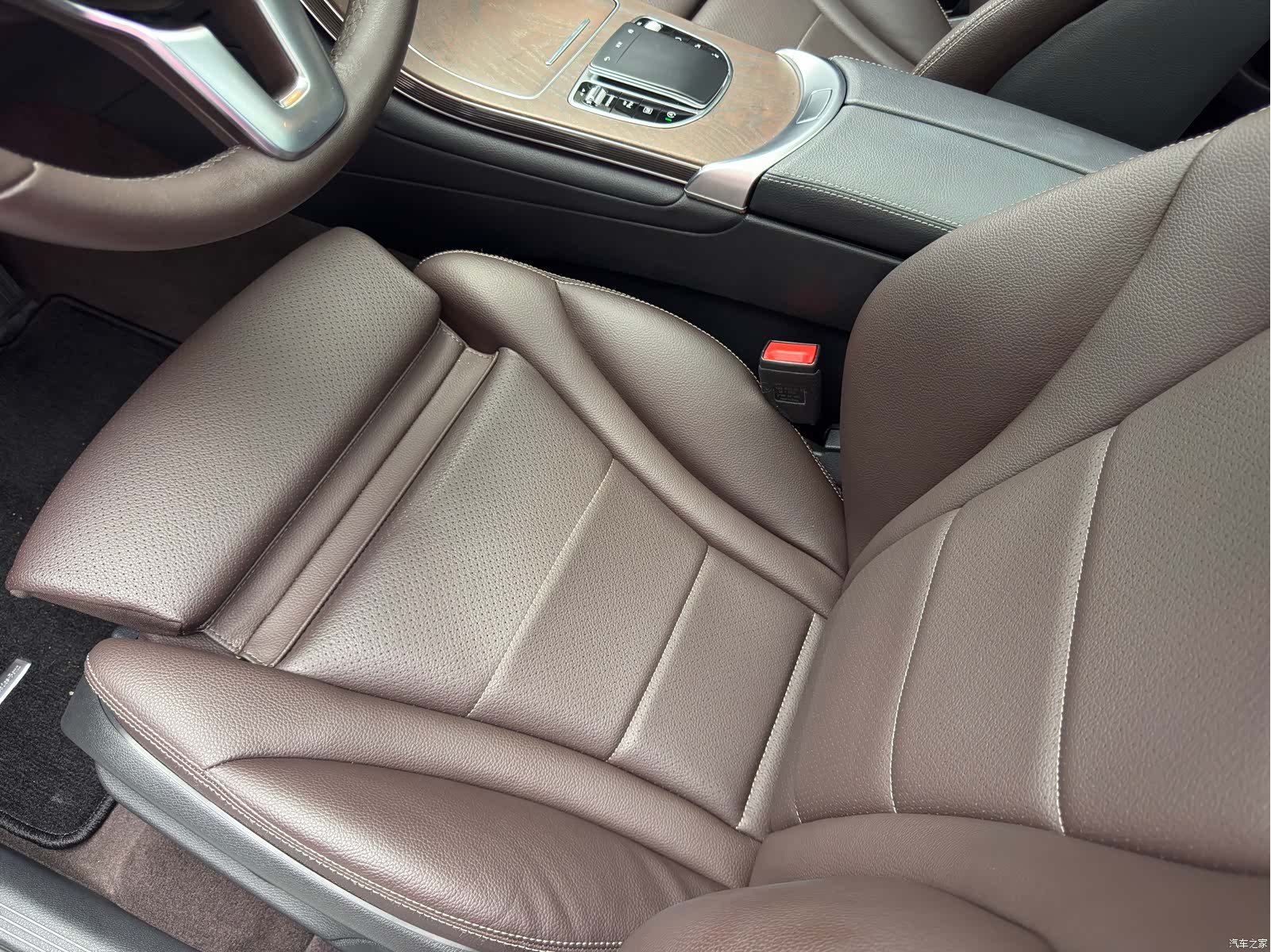 Mercedes-Benz GLC, 2023 23