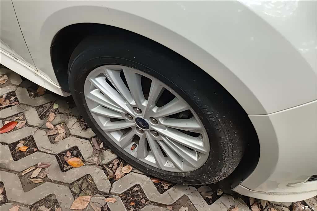 Ford Focus, 2017 6