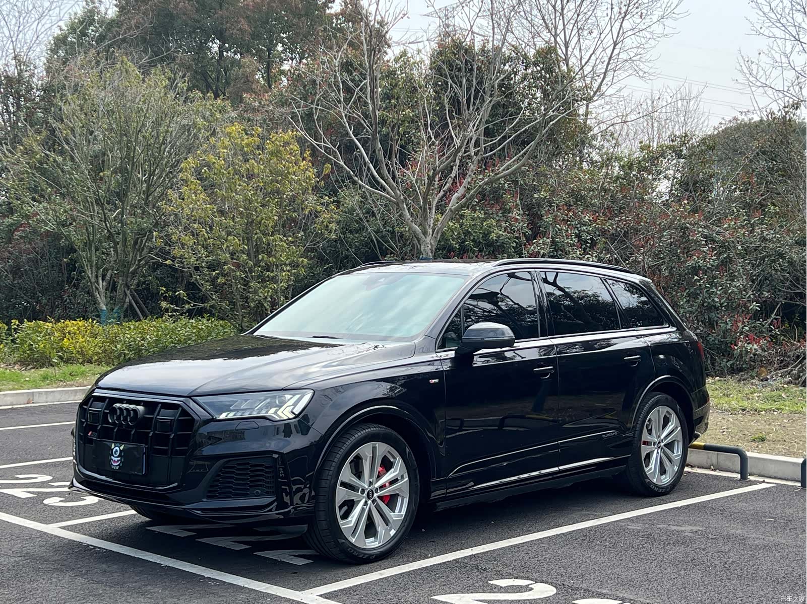 Audi Q7, 2021 1