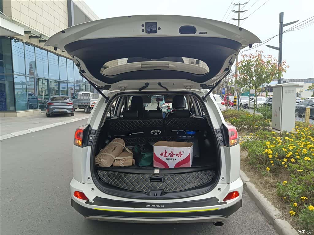 Toyota RAV4, 2018 19