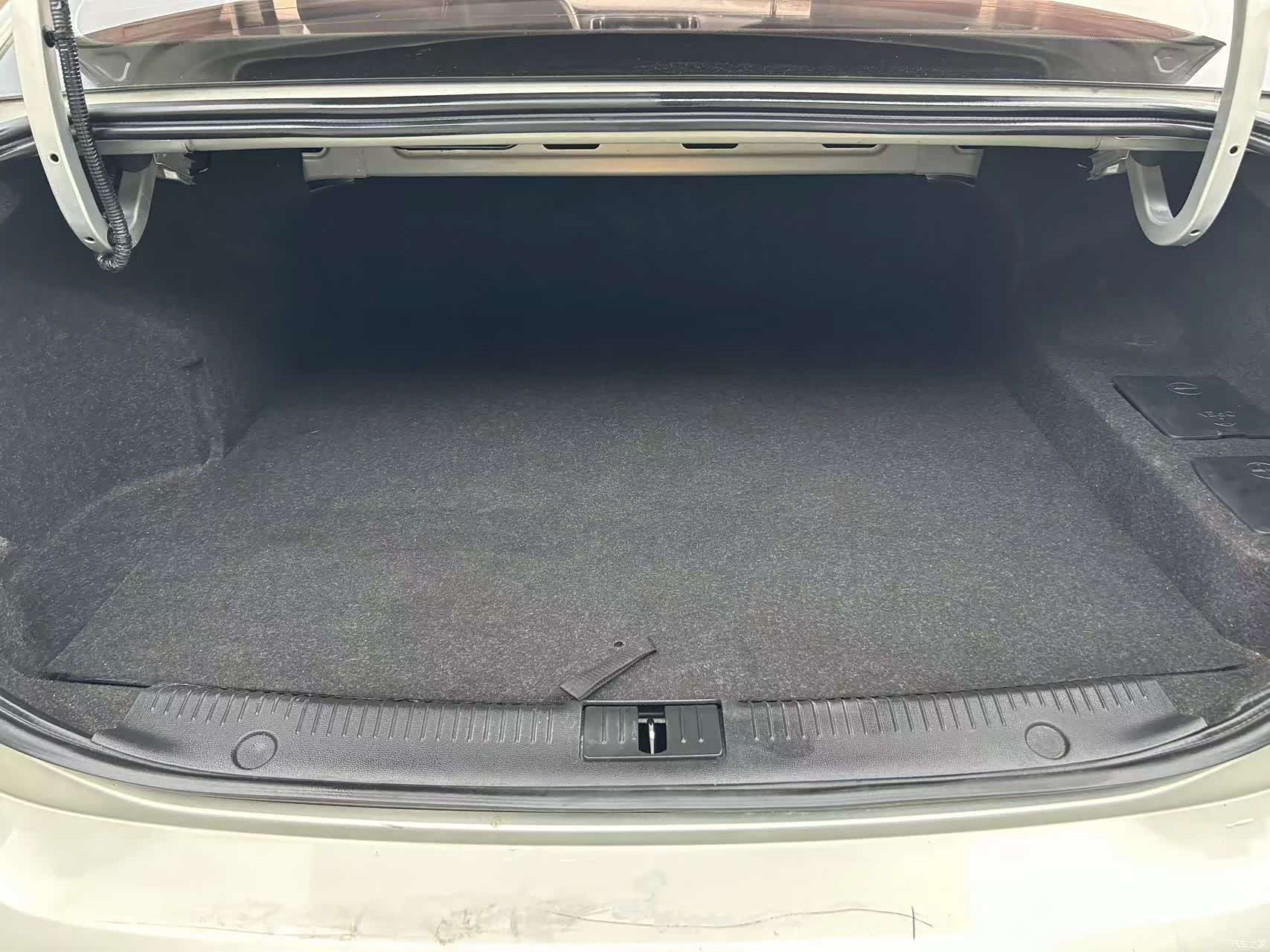 Roewe i6, 2018 13