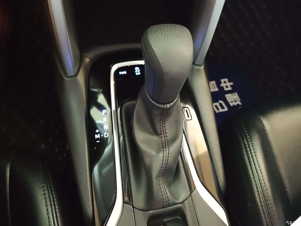 Toyota Frontlander, 2022 14