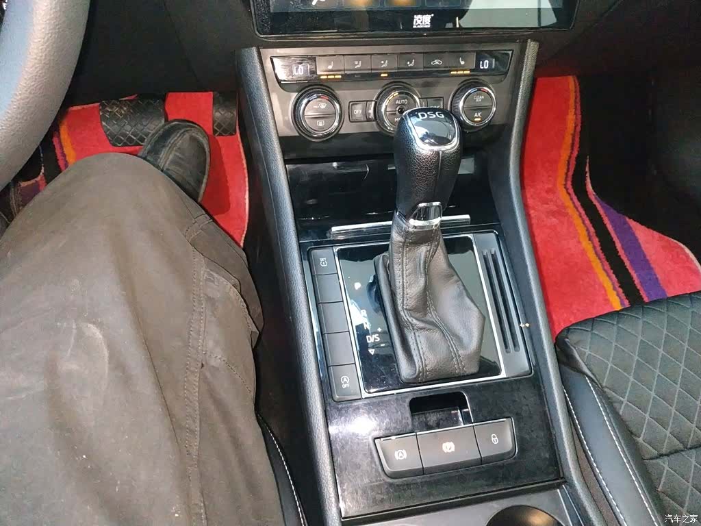 Skoda Superb, 2019 14
