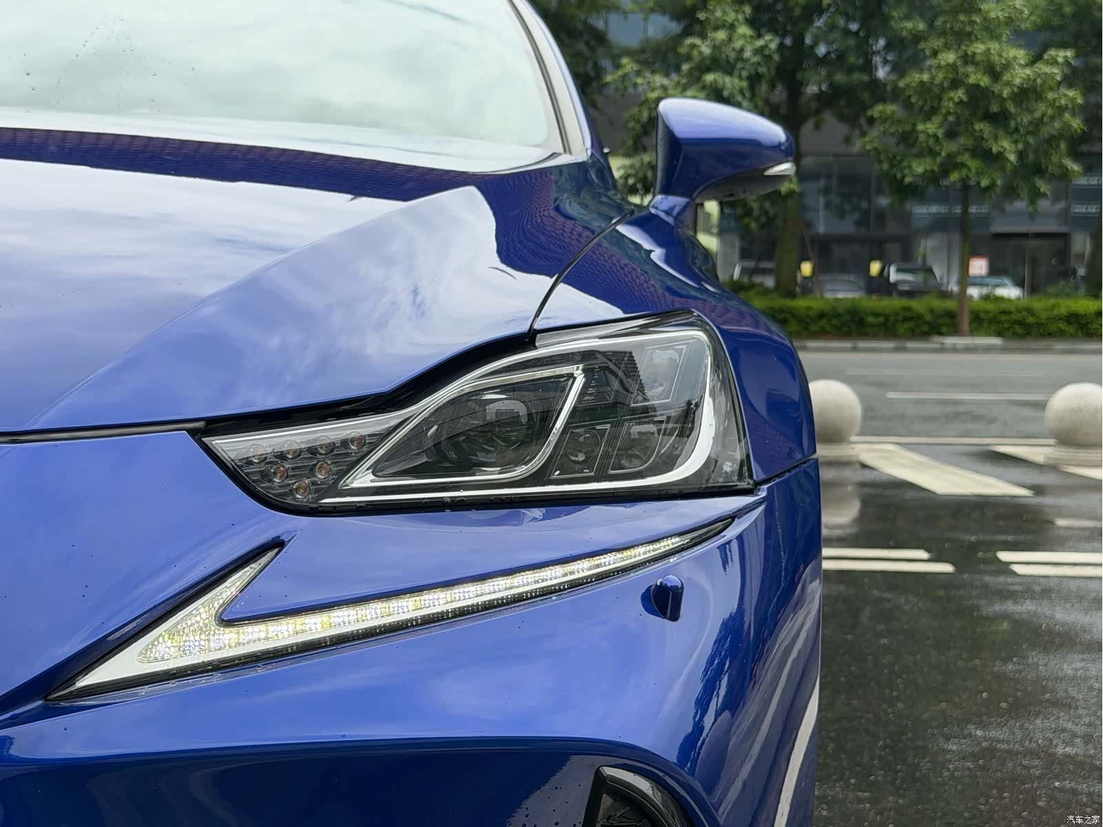 Lexus IS, 2019 32