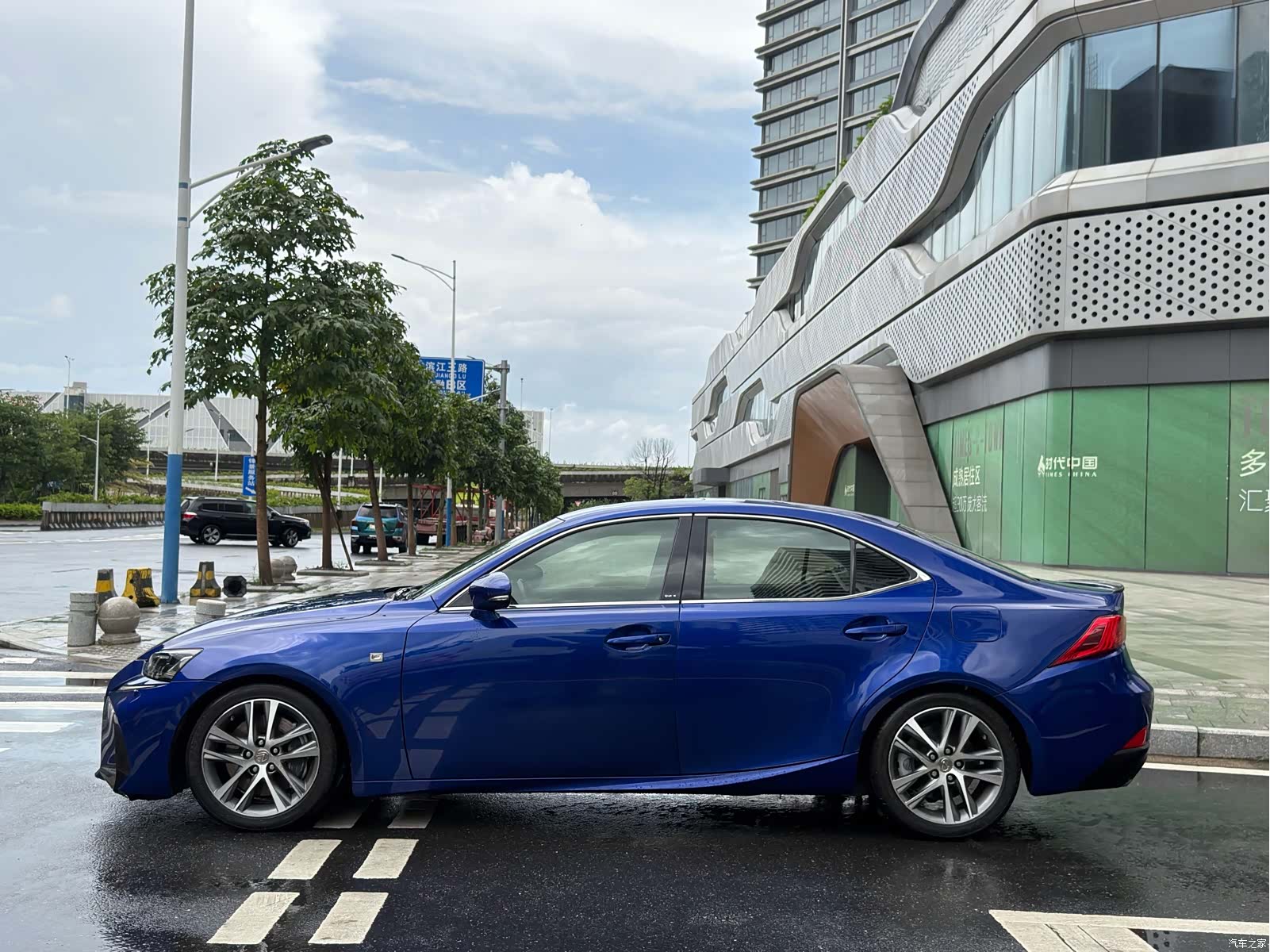 Lexus IS, 2019 7