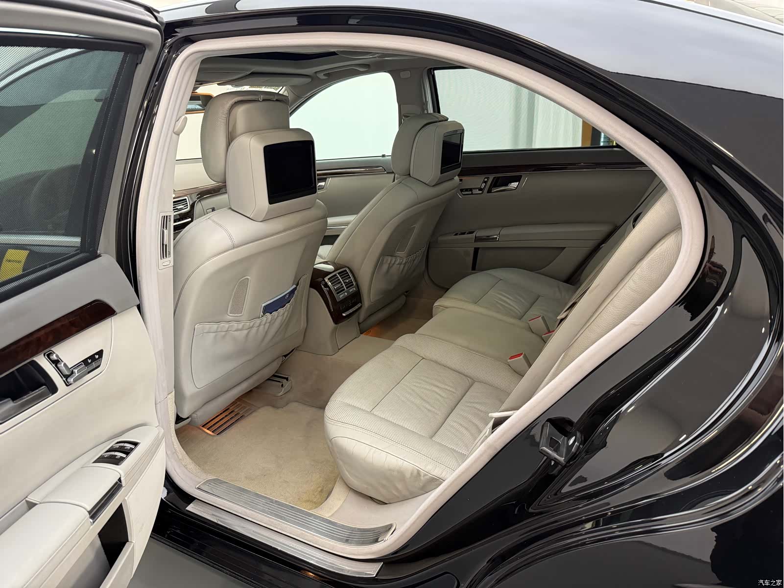 Mercedes-Benz S-Class, 2011 2