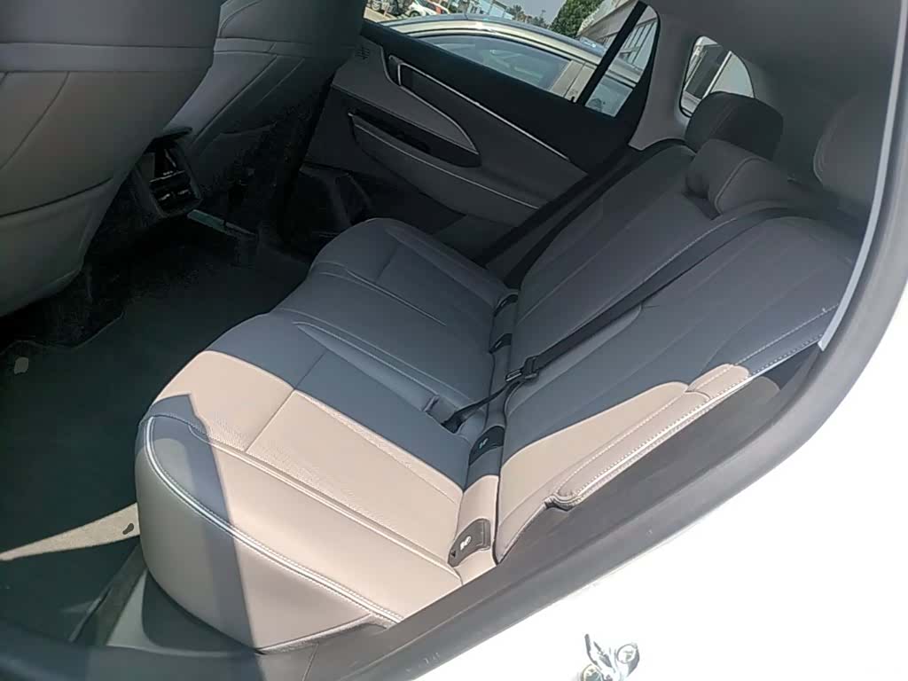 Buick E5, 2025 17