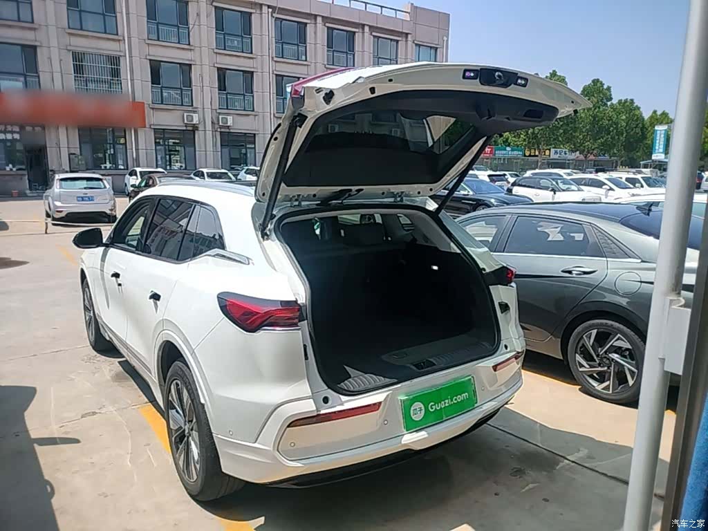 Buick E5, 2025 19