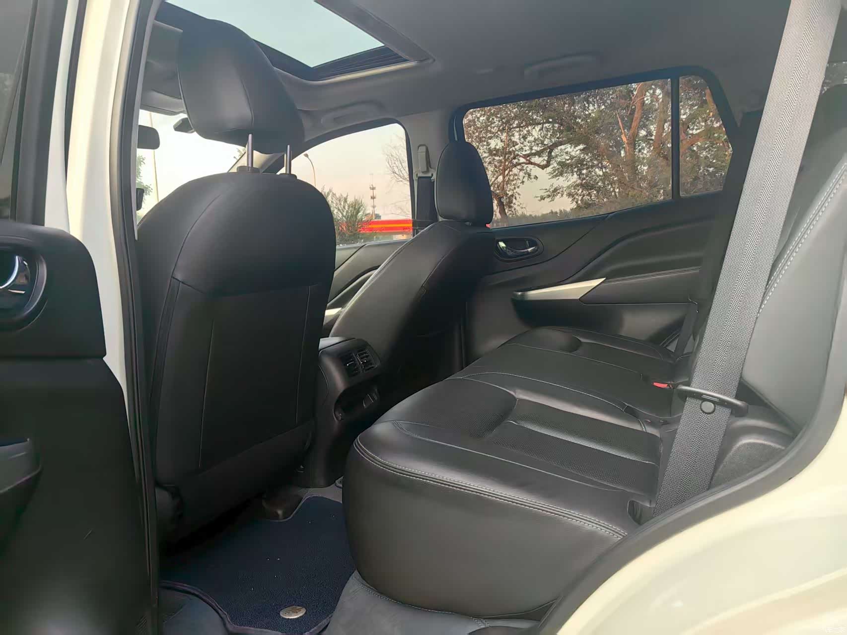 Nissan Terra, 2020 10