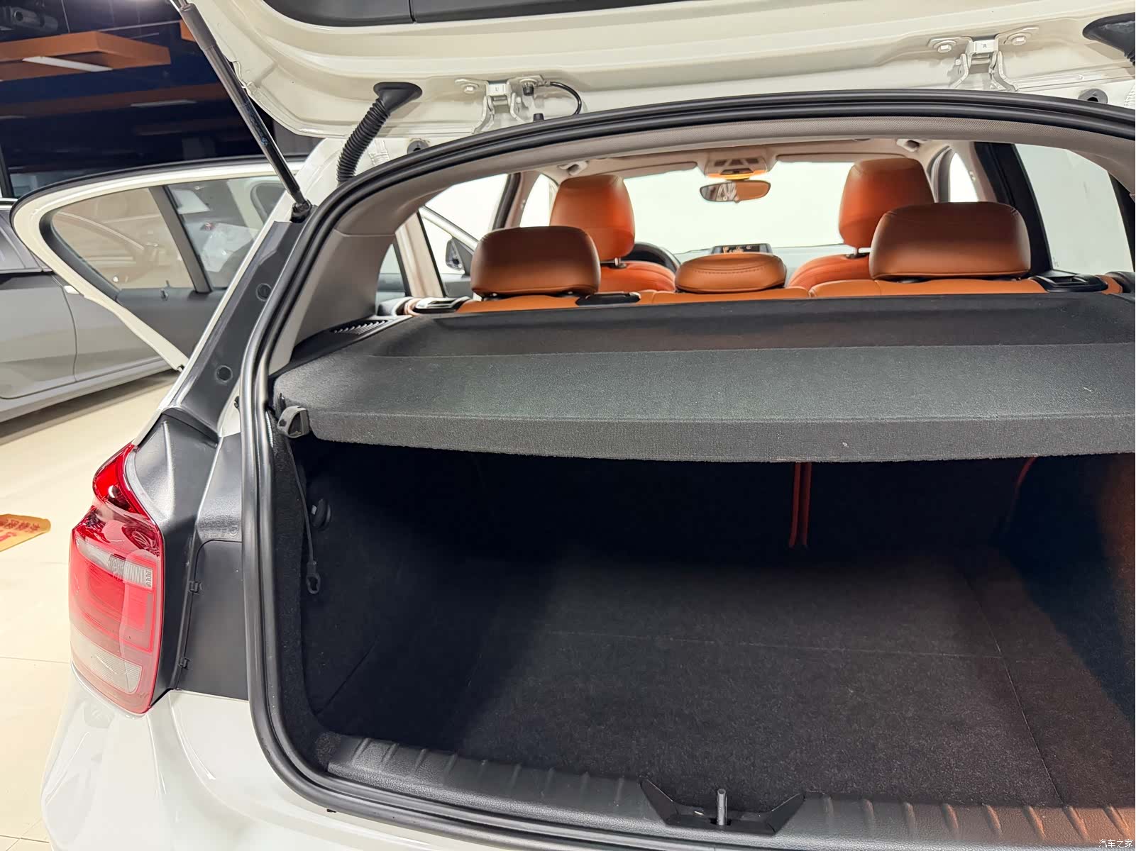 BMW 1 Series, 2013 15