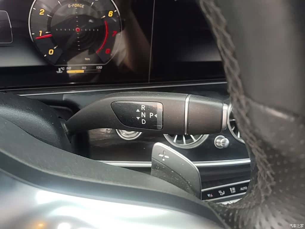 Mercedes-Benz E-Class, 2019 14
