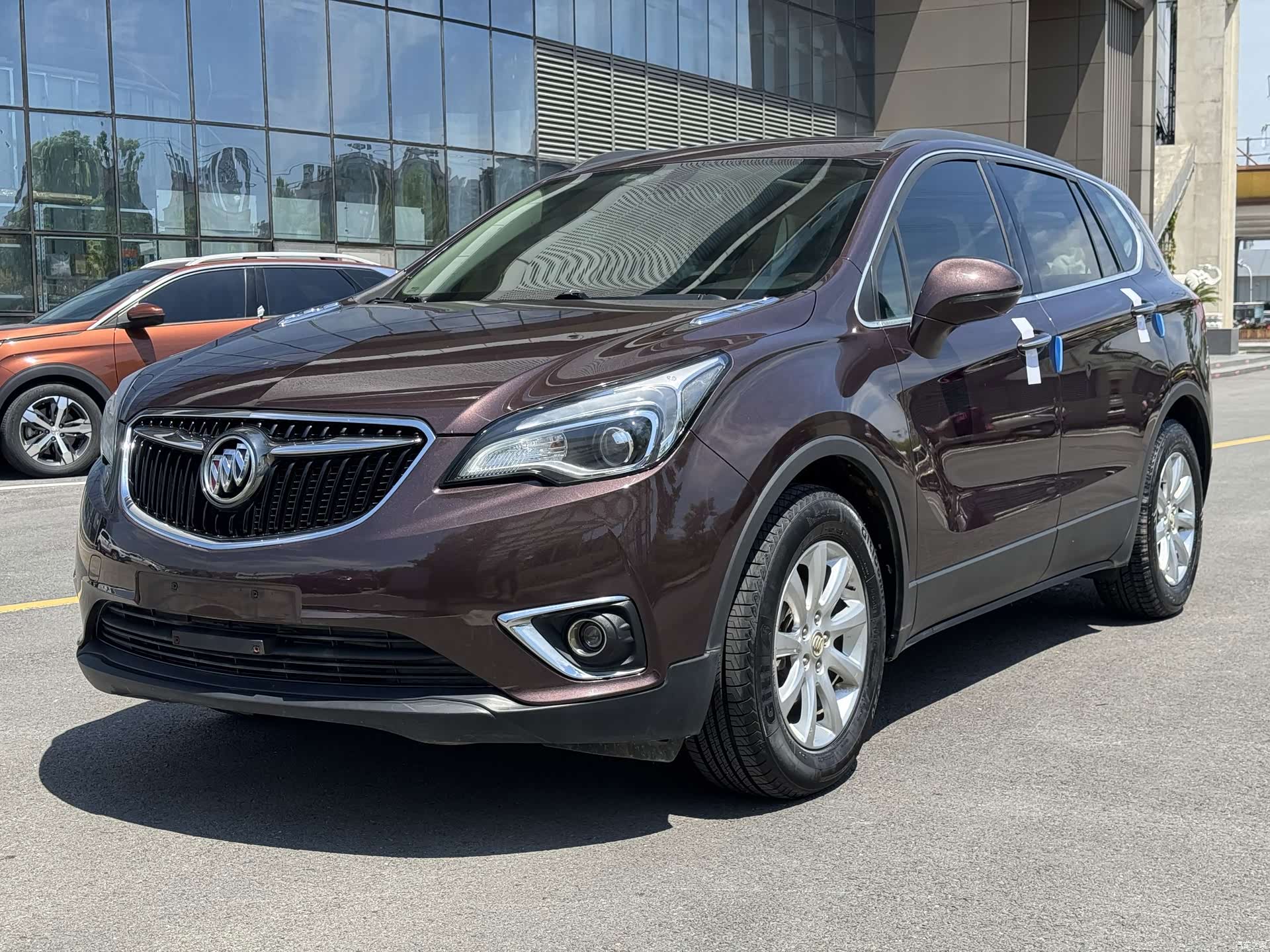 Buick Envision Plus, 2018 1