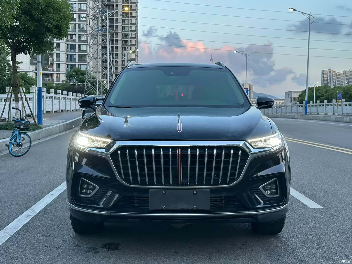 Hongqi HS5, 2021 2