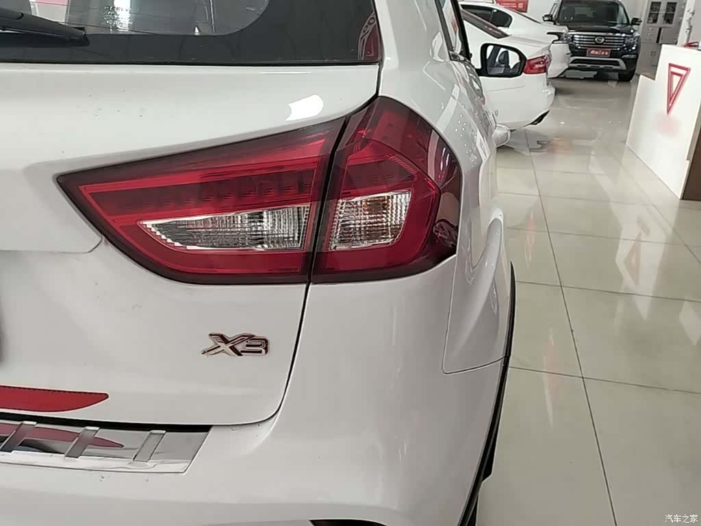 Geely X3, 2017 8