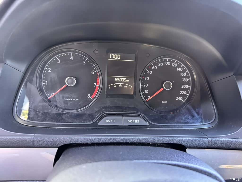 Volkswagen Lavida, 2016 12