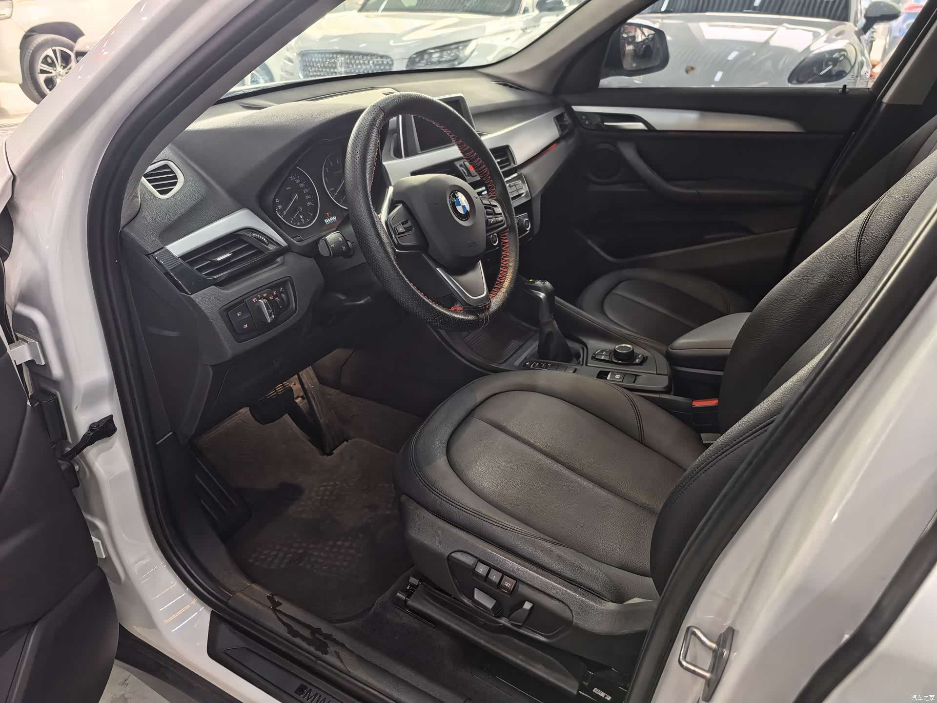 BMW X1, 2017 все фото