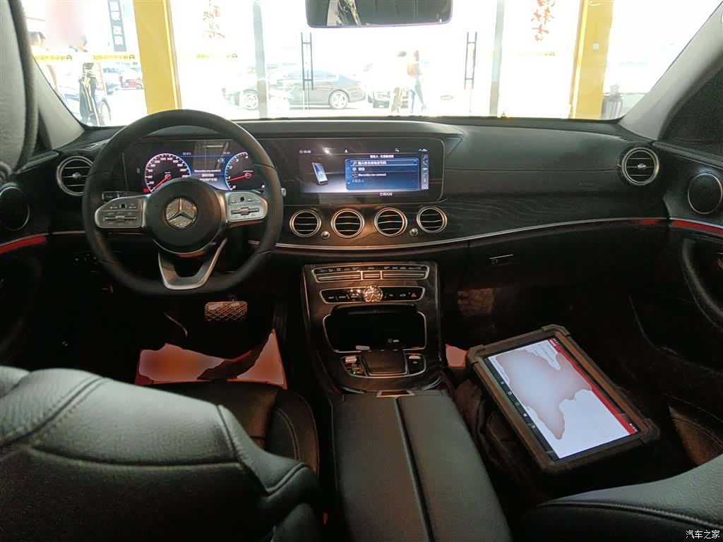 Mercedes-Benz E-Class, 2019 6