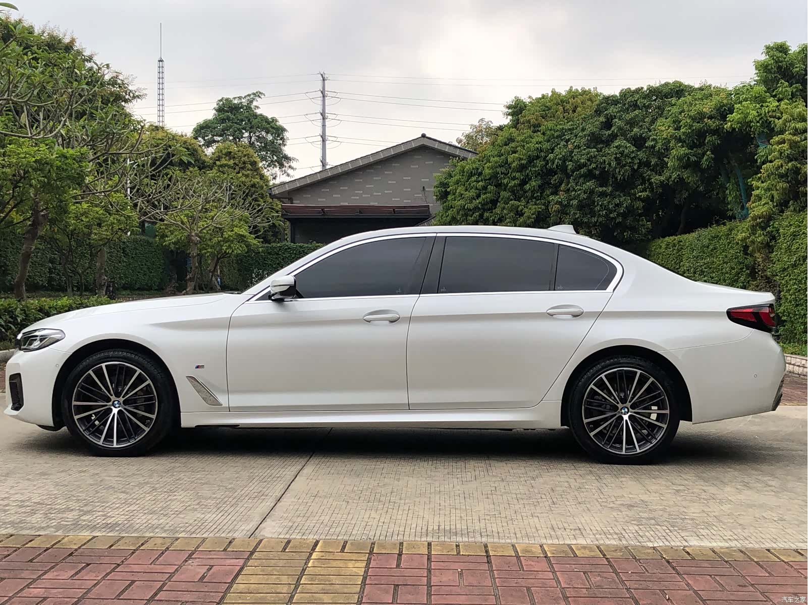 BMW 5 Series, 2023 4