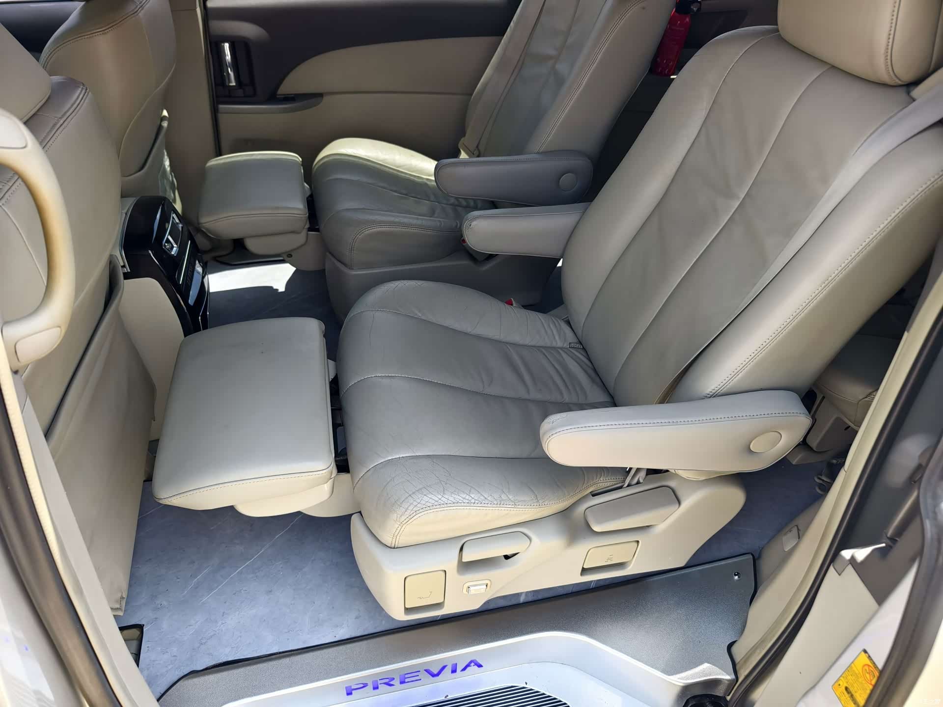 Toyota 7, 2010 8