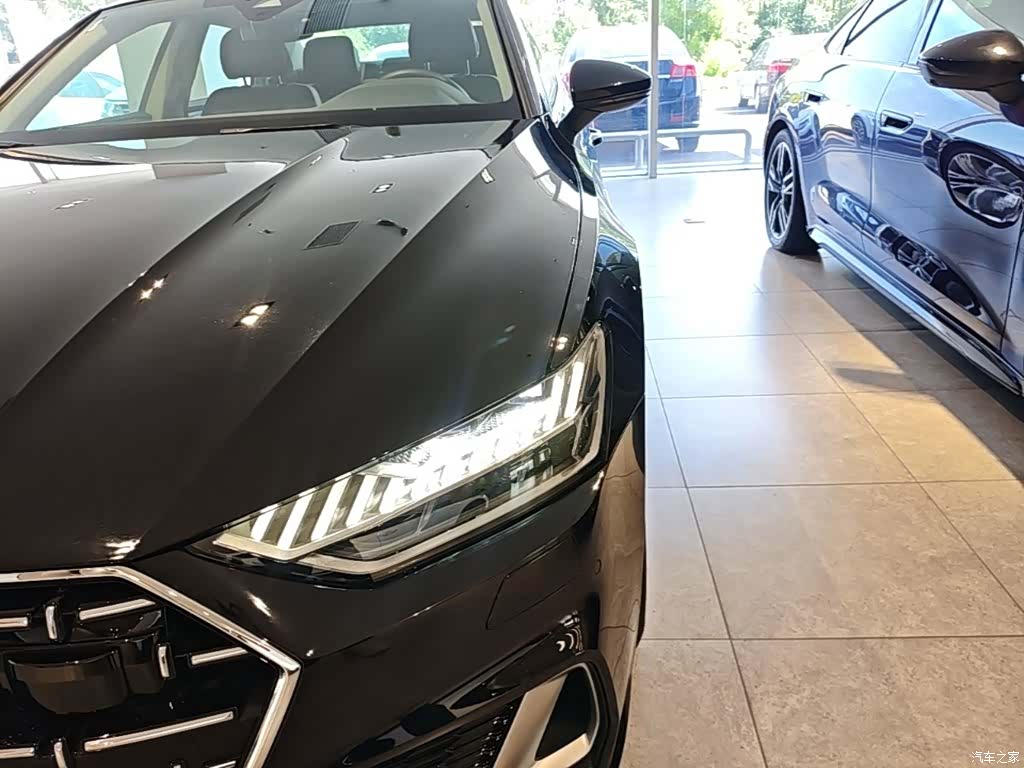 Audi A7L, 2025 24