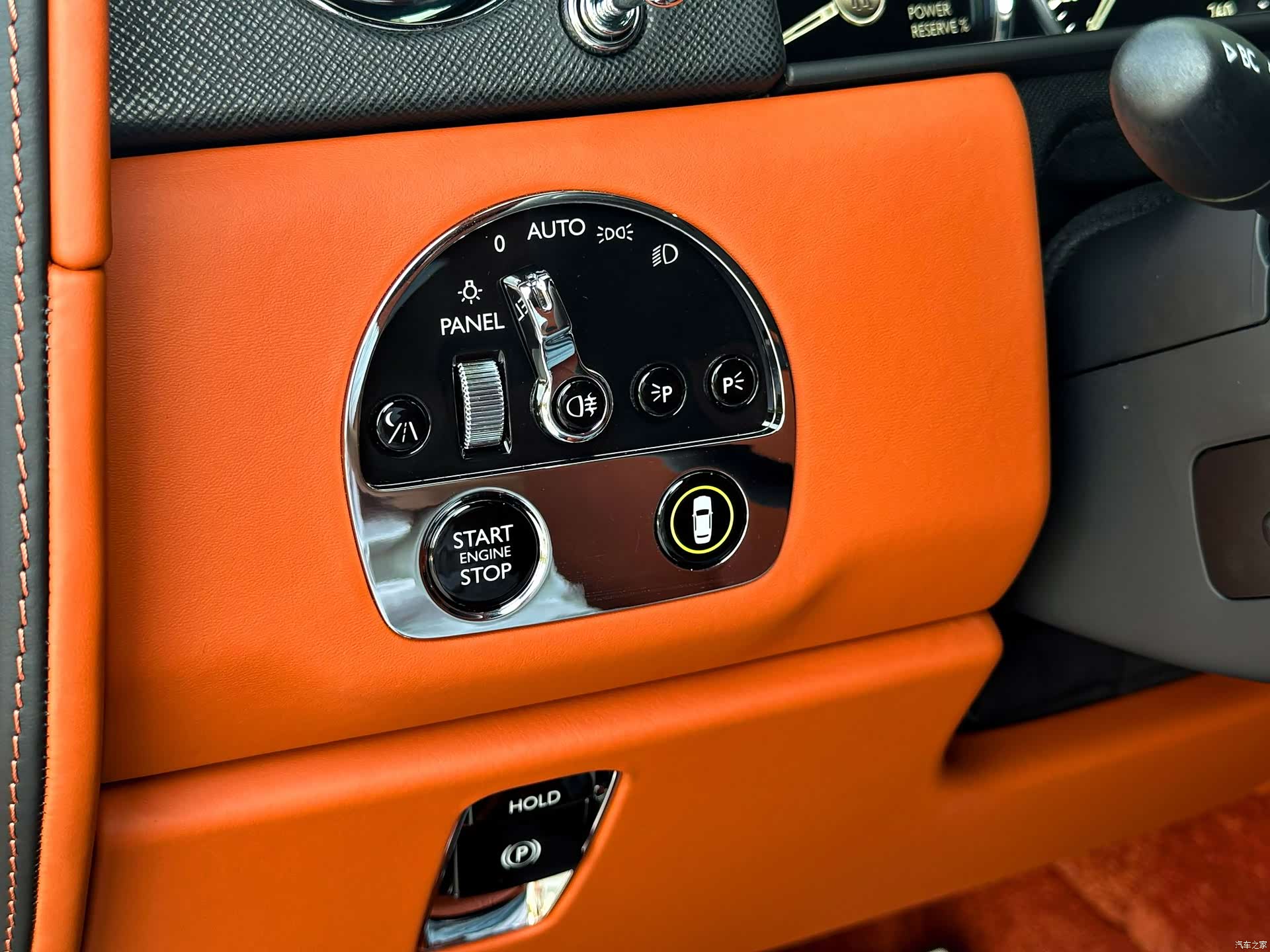Rolls-Royce Cullinan, 2025 17
