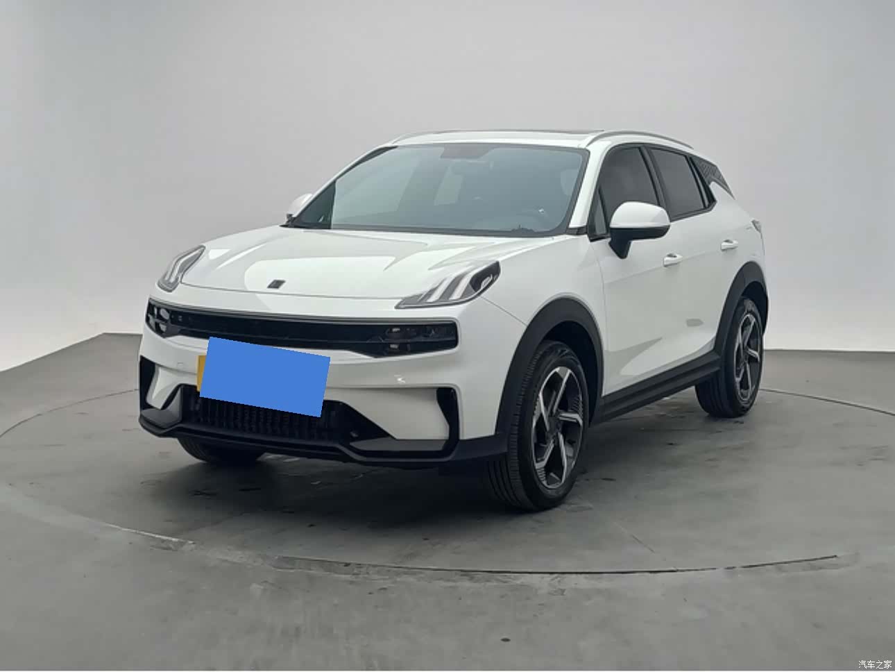 Lynk & Co 02