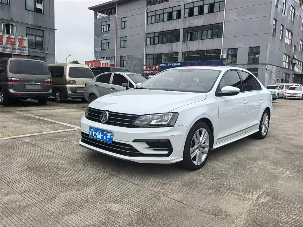 Volkswagen Sagitar