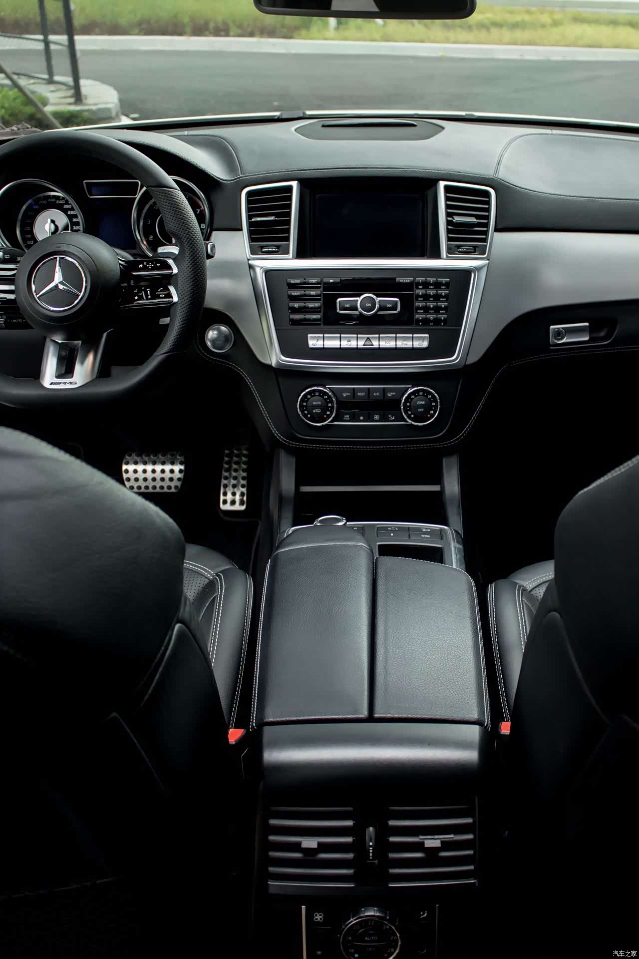 Mercedes-Benz M-Class AMG, 2013 17