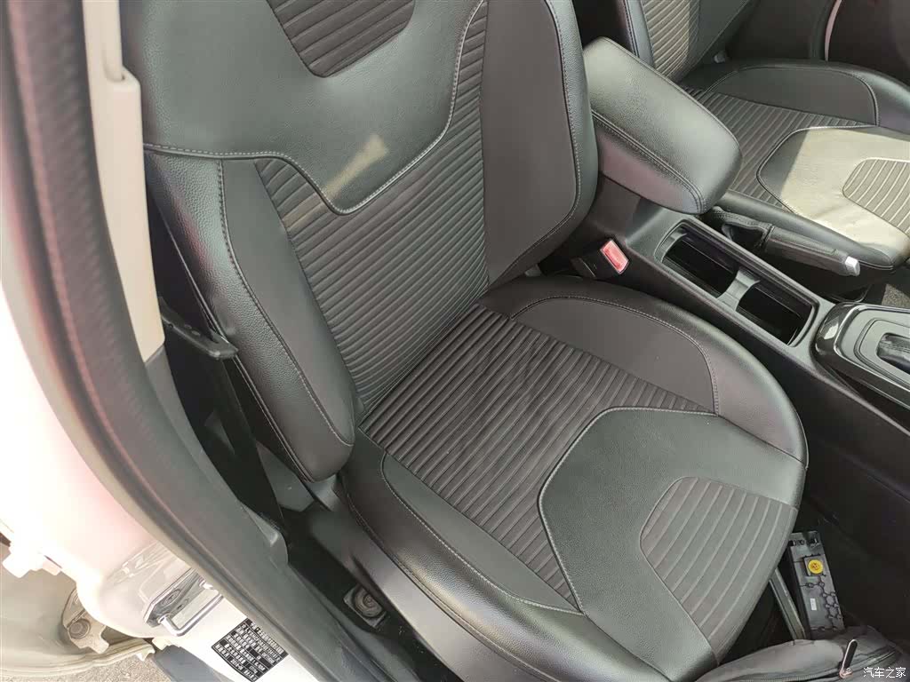 Ford Focus, 2016 25
