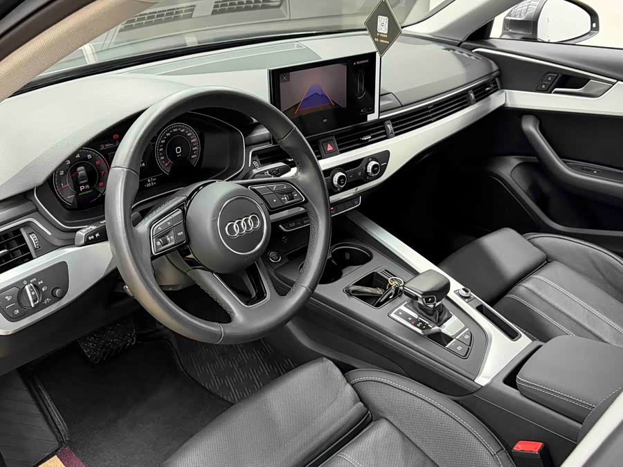 Audi A4L 2022, фото 12